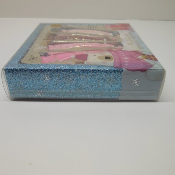 Ellen Tracy Moisturizing Lip Balm Collection Winter Theme 4 - Picture 5 of 7